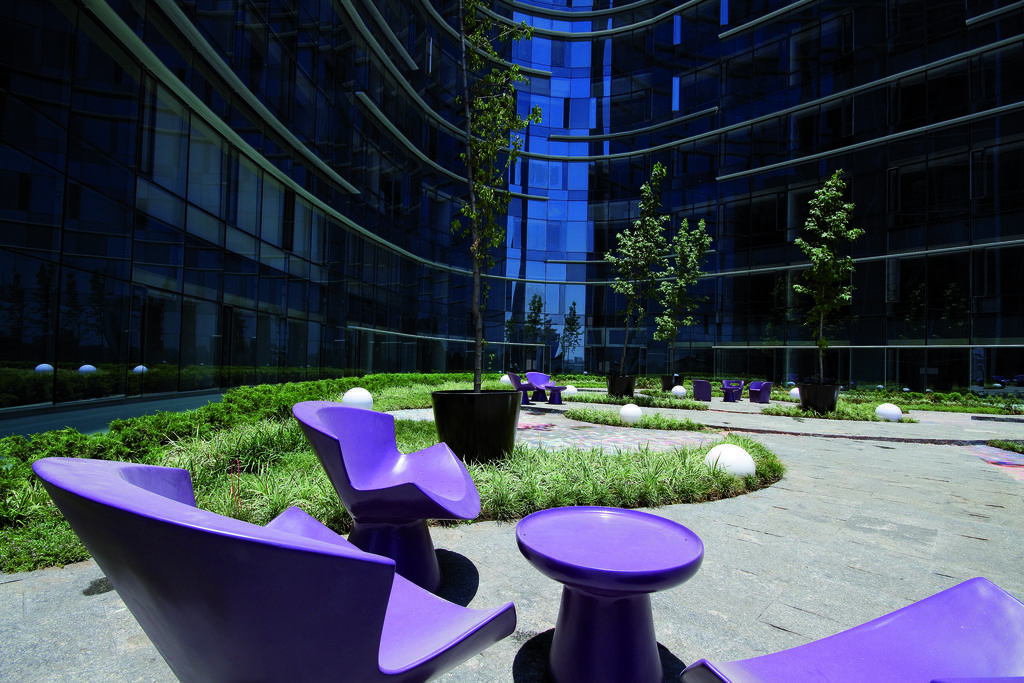 Plaza Apartment